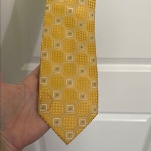 Donald Trump Yellow Silk Geometric Pattern Tie